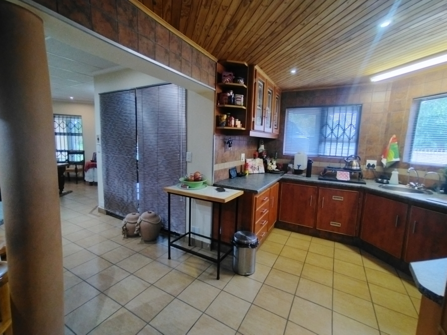 4 Bedroom Property for Sale in Christiana North West